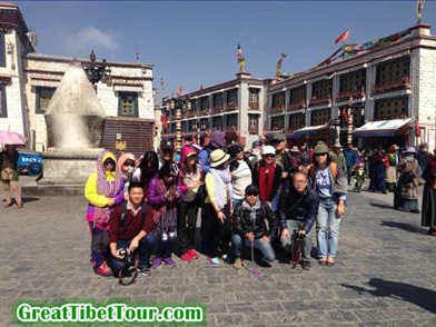 Vietnam Lhasa Gyantse Shigatse Mt. Everest Group Tour