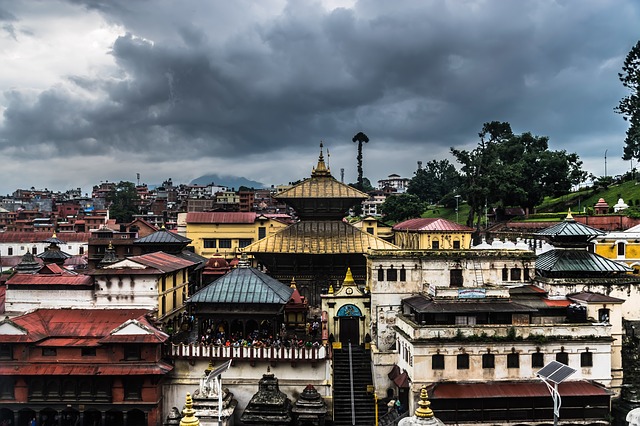 Pashupatinath Temple, the most important temple dedicated to god Shiva and the most sacred temple in Hinduism of Nepal, attracts countless travelers to admire its unique beauty. 