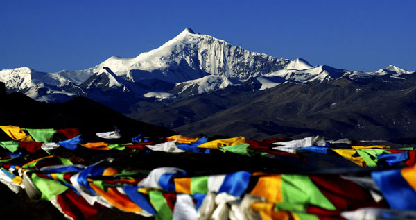 Tibet owns breathtaking scenery.