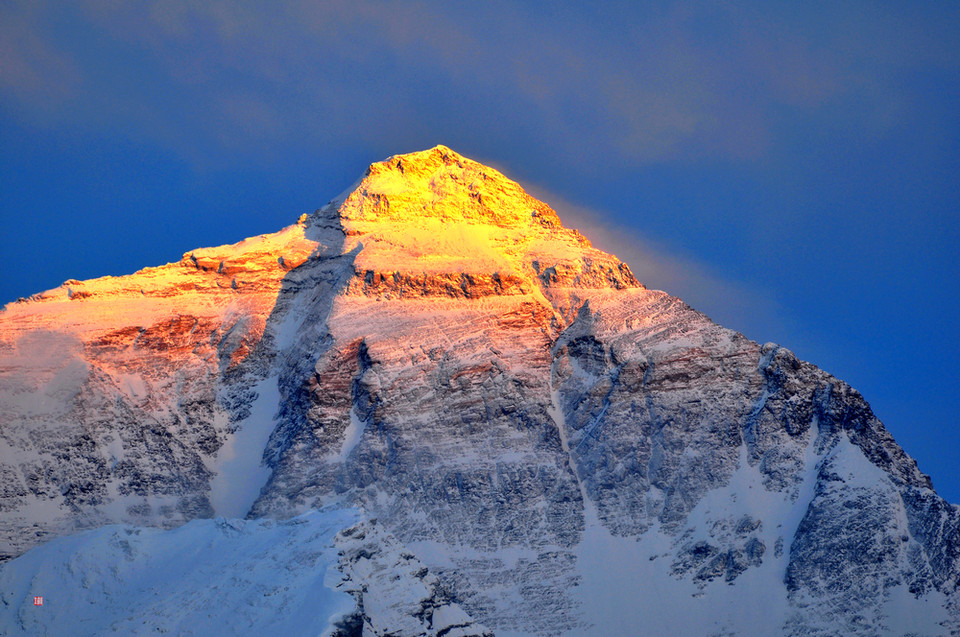 Většina cestovatelů si nenechá ujít Mount Everest.