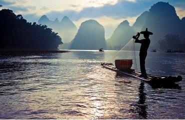 Travel to Guilin and Tibet in one tour
                                package.