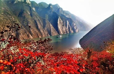 Three Gorges is a most see attraction during
                                your Chongqing tour.