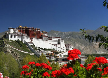 April is one of the best time to visit Tibet.