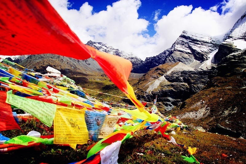 Prayer flags can be seen in Tibet here and there.