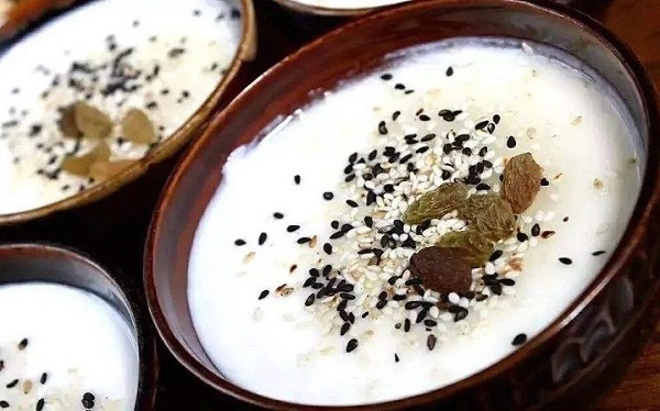 Tibetan yak yogurt