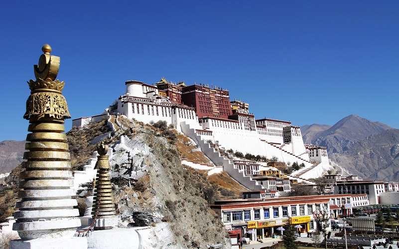  Potala Palace