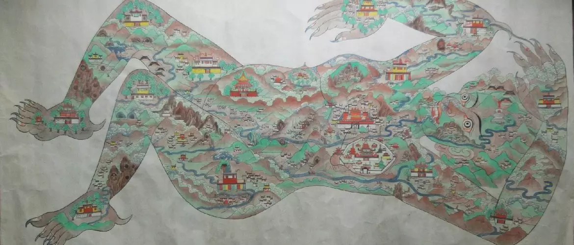 Rosa woman lying on Qinghai-Tibet Plateau. This is the map of Tibet according to the mural.