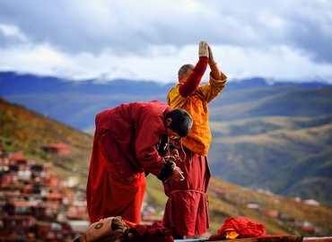 Tibetan Prostration 