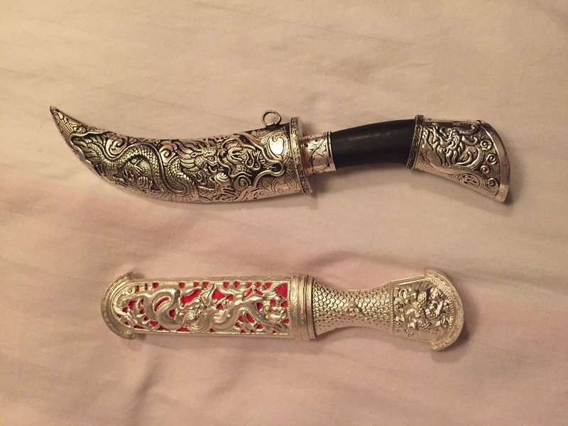 Tibetan knife