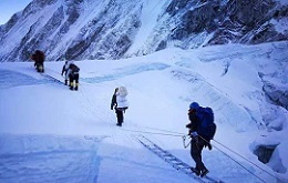 Climbing Mt.Everest