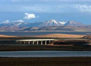 Qinghai Tibet Railway is also called Sky Road.