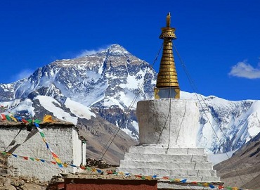 Everest Base Camp in Shigatse.