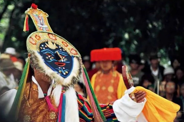 Tibetan opera mask