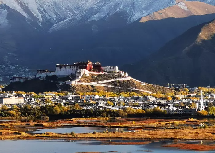 Kunming Dali Lijiang Shangrila Lhasa Tour