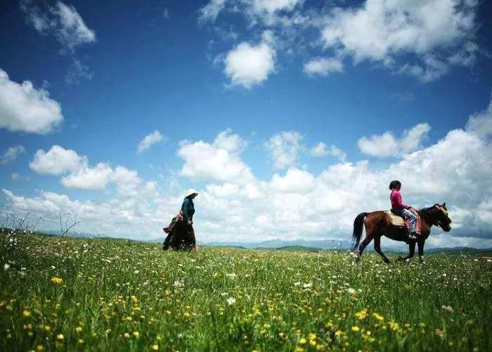 Jiuzhaigou & Huanglong & Songpan Horse Riding Group Tour