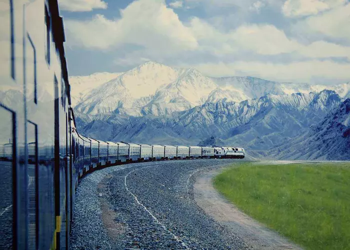 Tibet train
