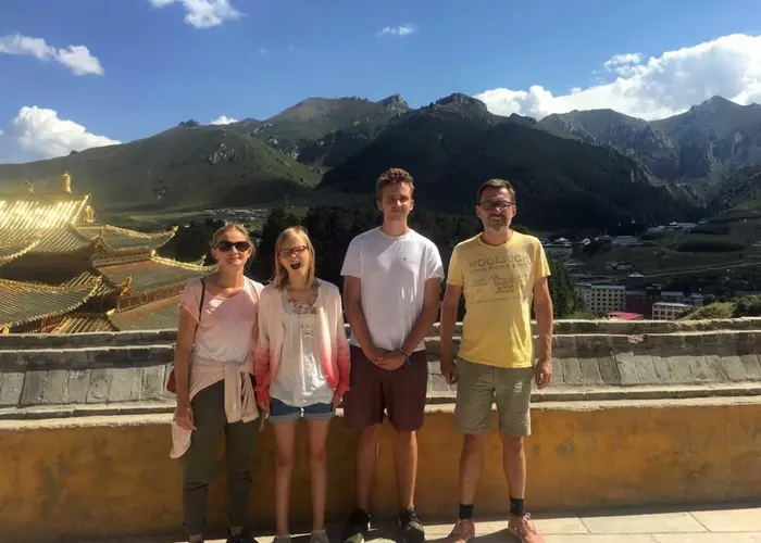 8 Days Memorable In-depth Family Tibet Tour