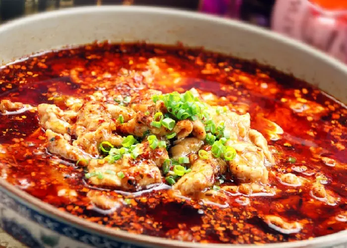 Sliced pork in hot chili oil