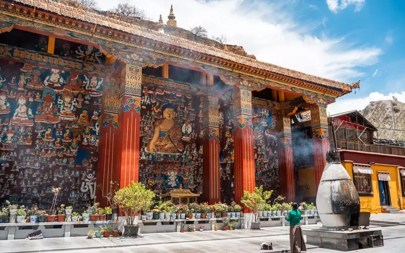 Thousand buddha cliff