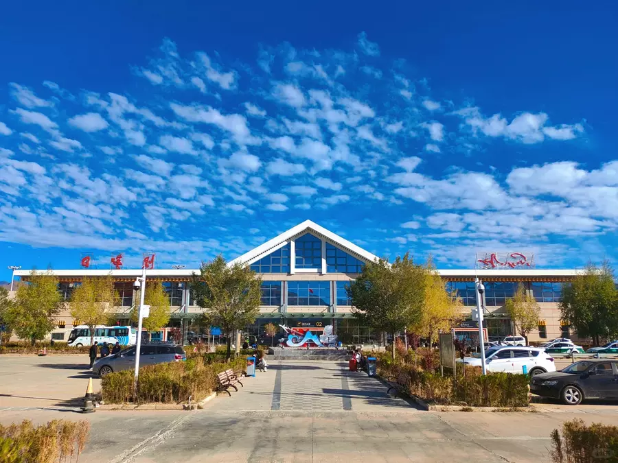 Shigatse Peace Airport